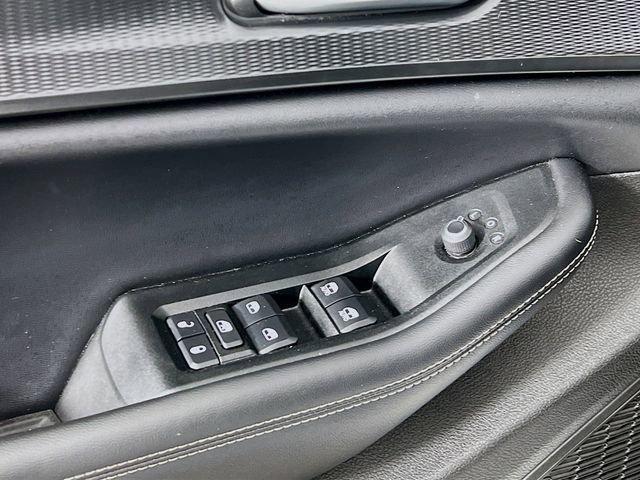 used 2024 Jeep Grand Cherokee car, priced at $27,975