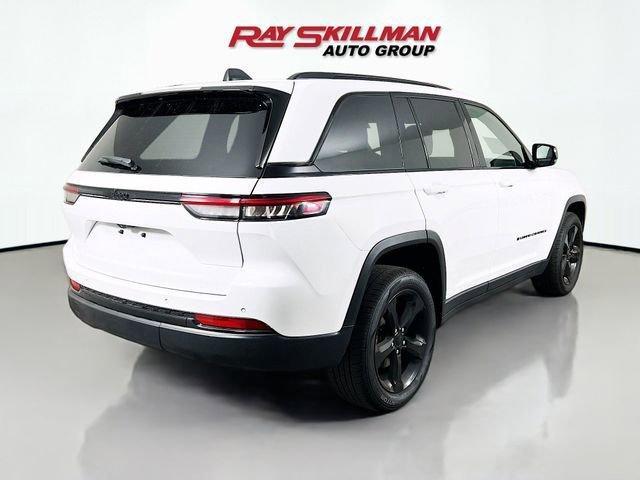 used 2024 Jeep Grand Cherokee car, priced at $27,975