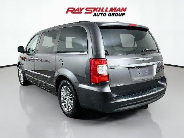 used 2015 Chrysler Town & Country car, priced at $13,535