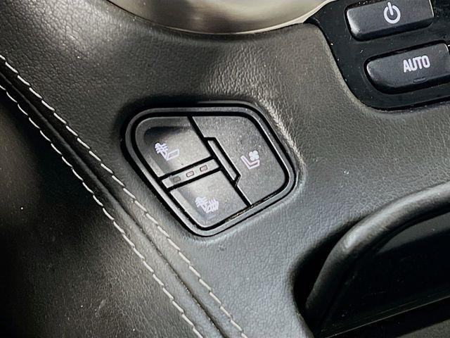 used 2019 GMC Yukon car, priced at $37,975