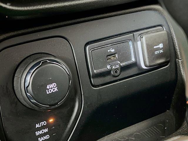 used 2016 Jeep Renegade car, priced at $15,975