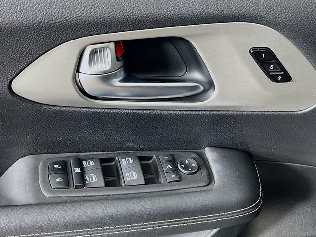 used 2024 Chrysler Pacifica car, priced at $39,925