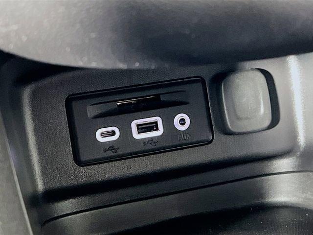 used 2024 Chevrolet Equinox car, priced at $29,975