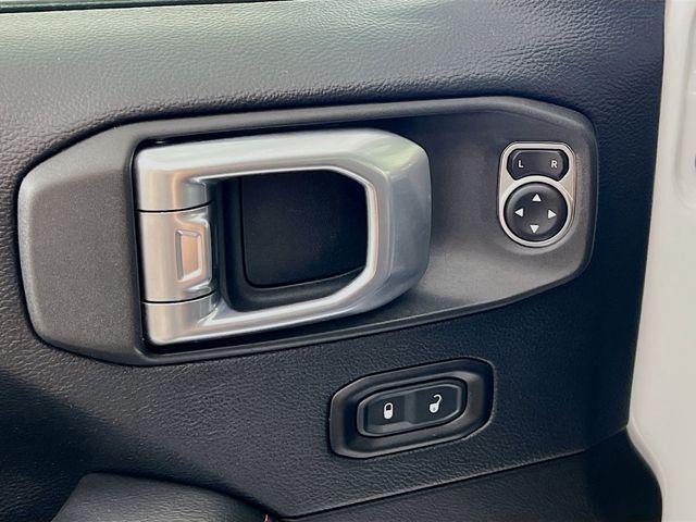 used 2018 Jeep Wrangler Unlimited car, priced at $29,975