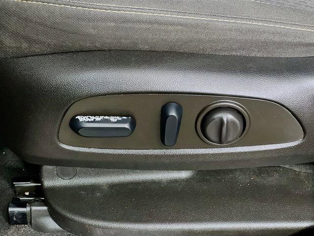 used 2023 GMC Acadia car, priced at $28,975