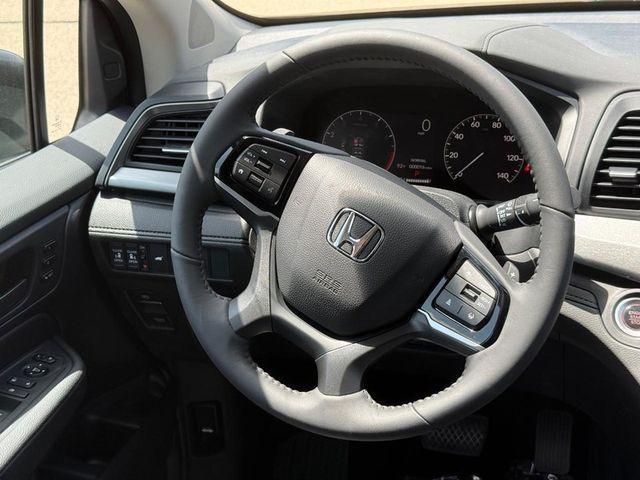 new 2026 Honda Odyssey car, priced at $41,986