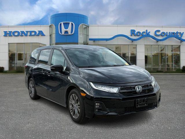 used 2026 Honda Odyssey car, priced at $42,911