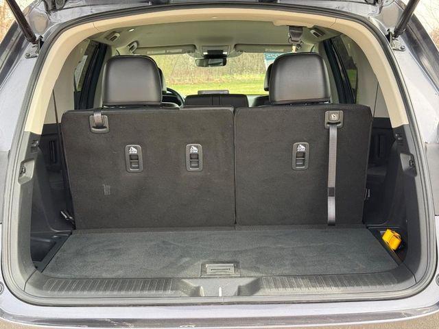 used 2025 Honda Pilot car, priced at $45,305
