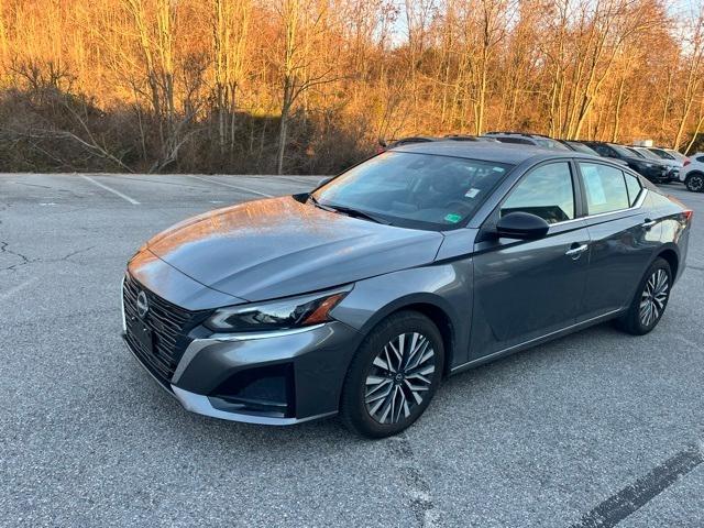 used 2025 Nissan Altima car, priced at $22,843