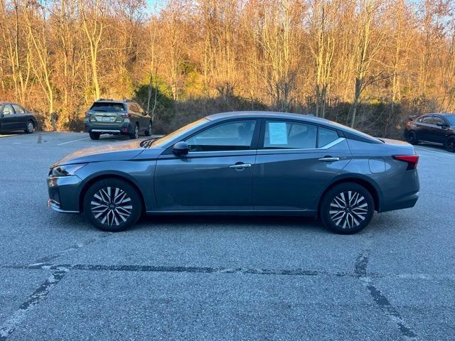 used 2025 Nissan Altima car, priced at $22,843