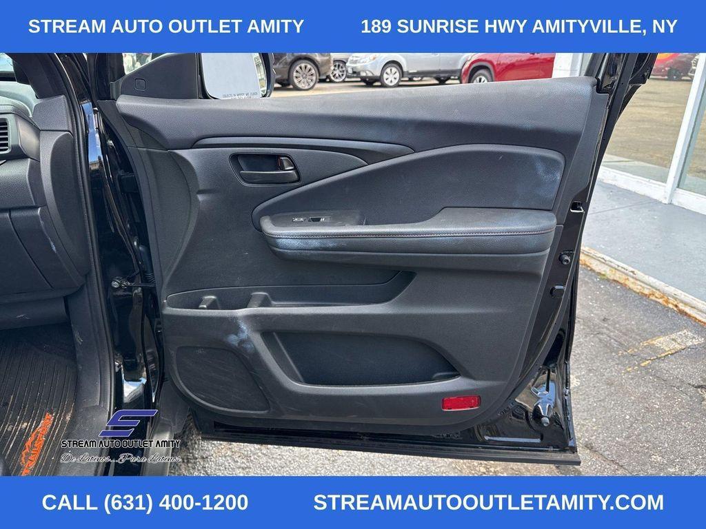 used 2024 Honda Passport car, priced at $33,298