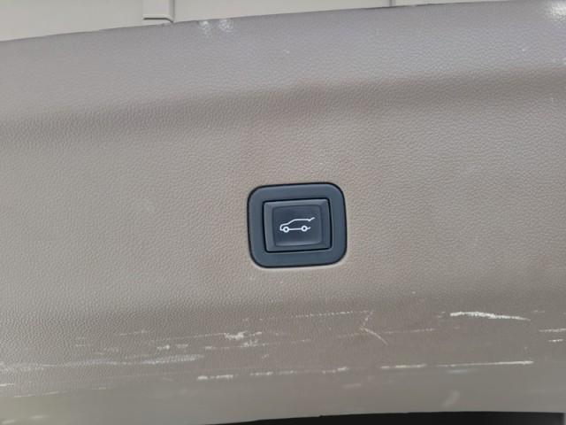 used 2023 GMC Yukon car, priced at $58,699