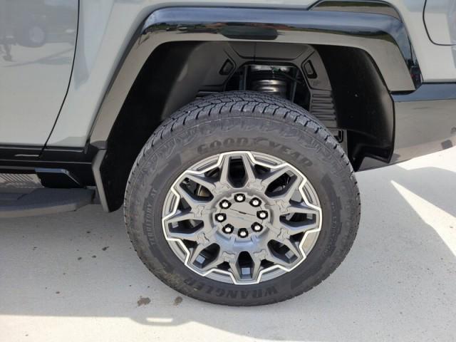 new 2025 GMC HUMMER EV SUV car, priced at $99,120