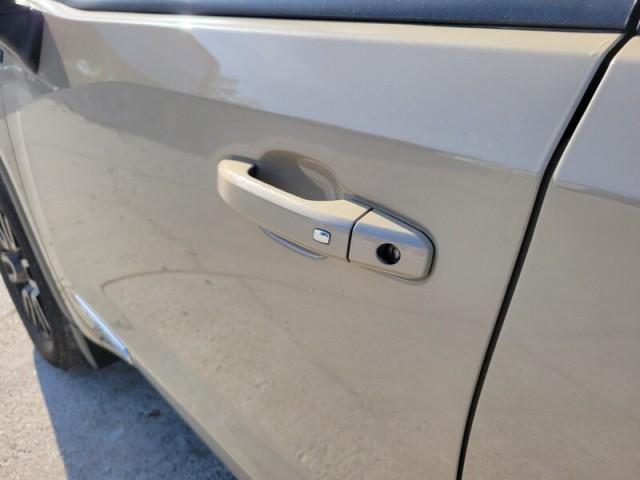 used 2022 GMC Sierra 1500 car, priced at $32,999