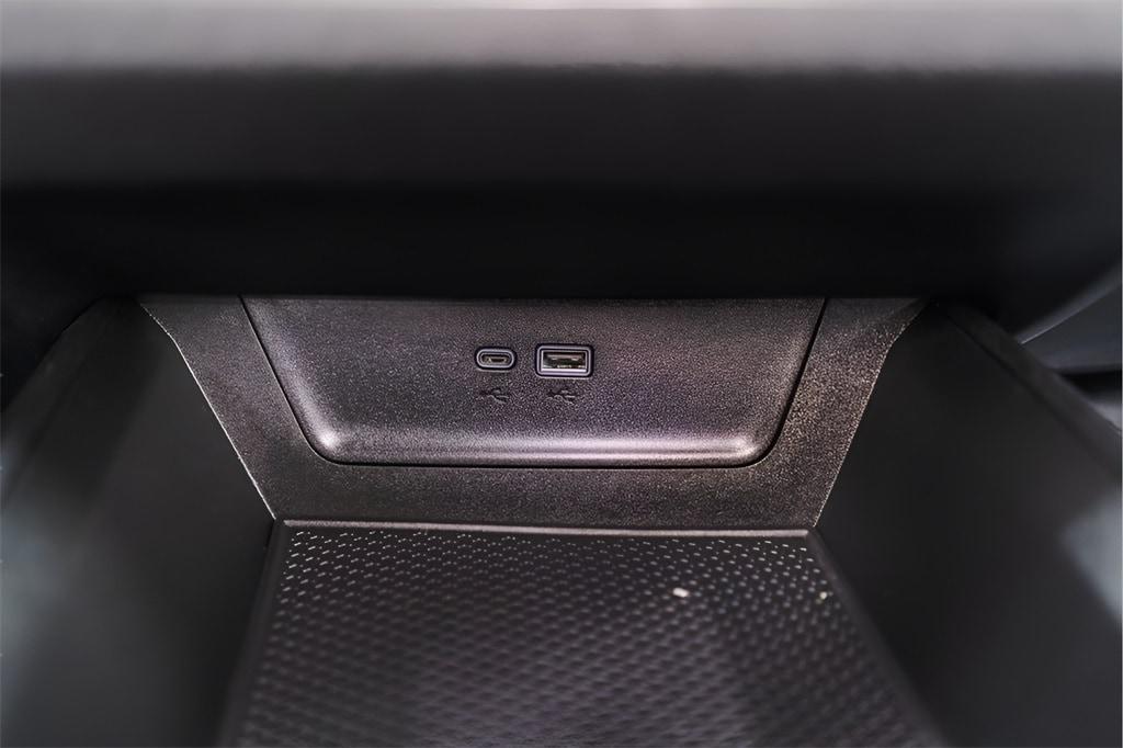 used 2025 Chevrolet Equinox car, priced at $25,645