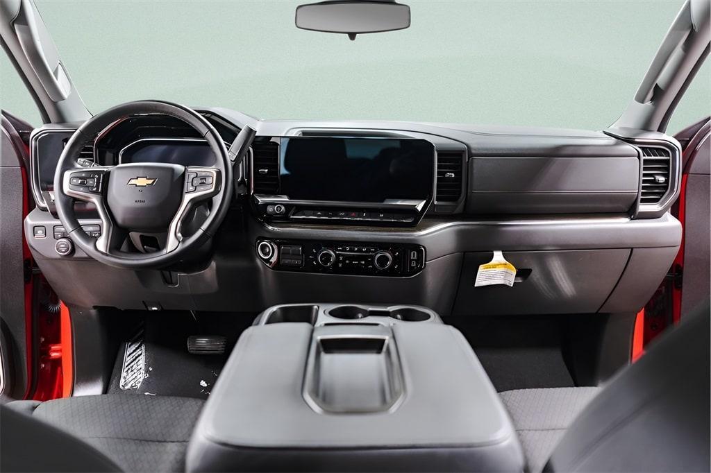 used 2025 Chevrolet Silverado 1500 car, priced at $40,993