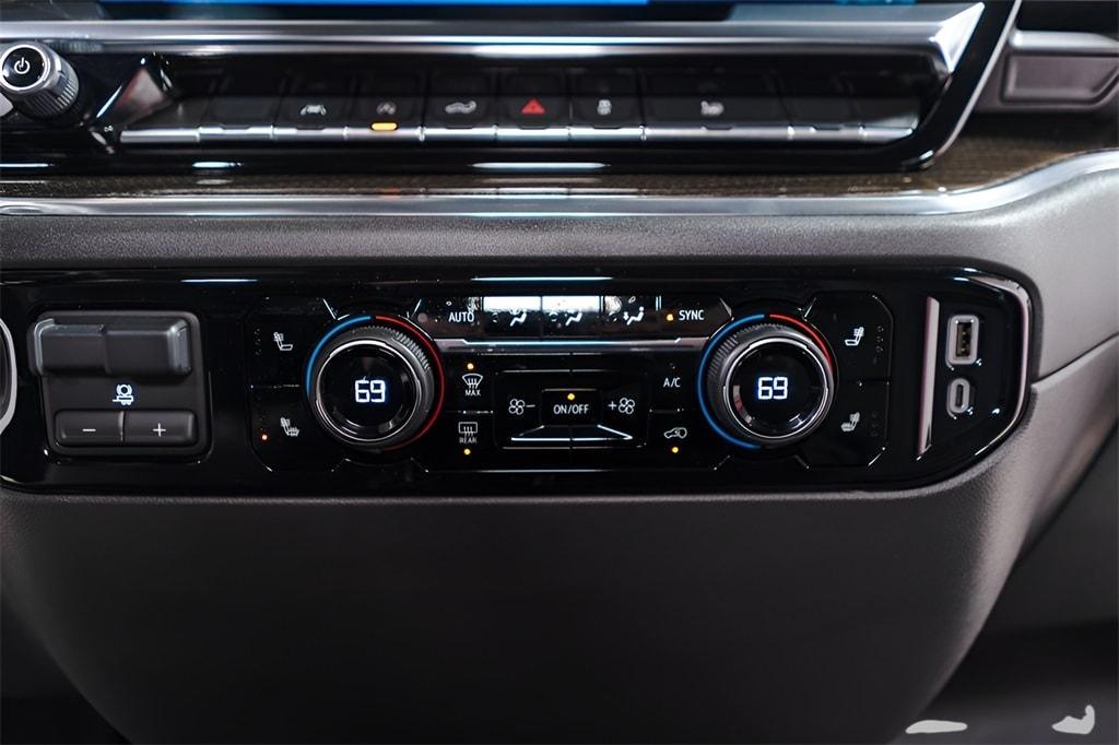 used 2025 Chevrolet Silverado 1500 car, priced at $40,993