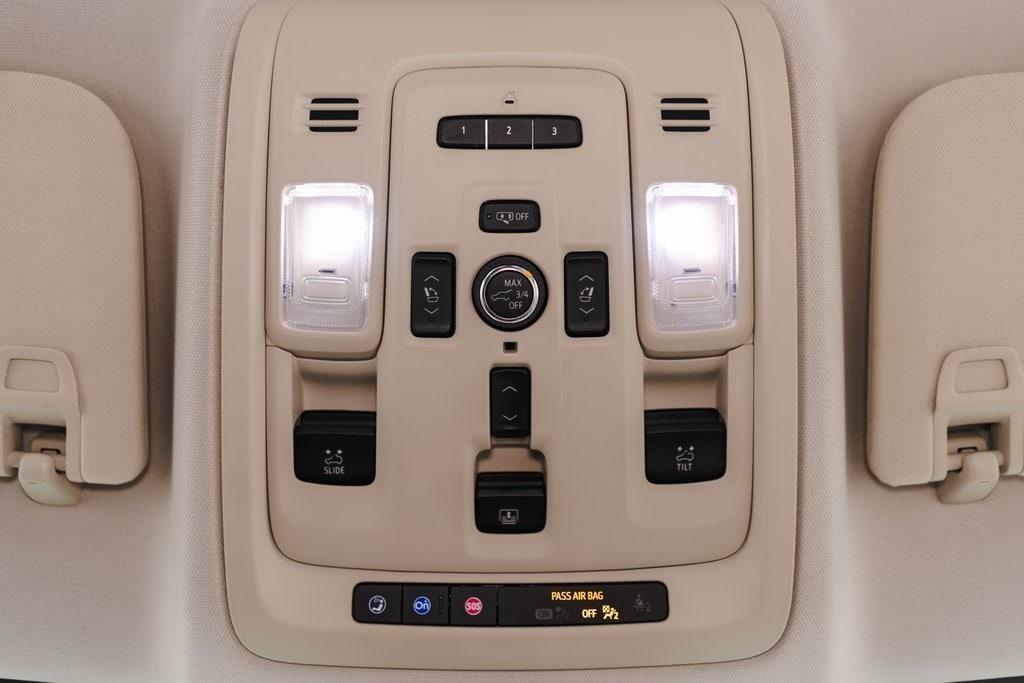 used 2024 GMC Yukon car, priced at $68,794