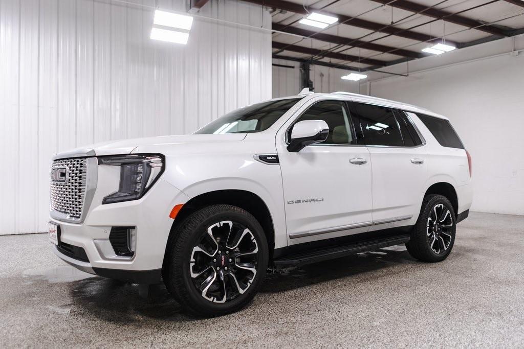 used 2024 GMC Yukon car, priced at $68,794
