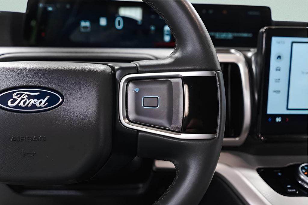 used 2025 Ford Expedition Max car, priced at $57,225