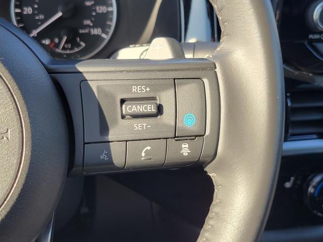 used 2025 Nissan Pathfinder car, priced at $32,000