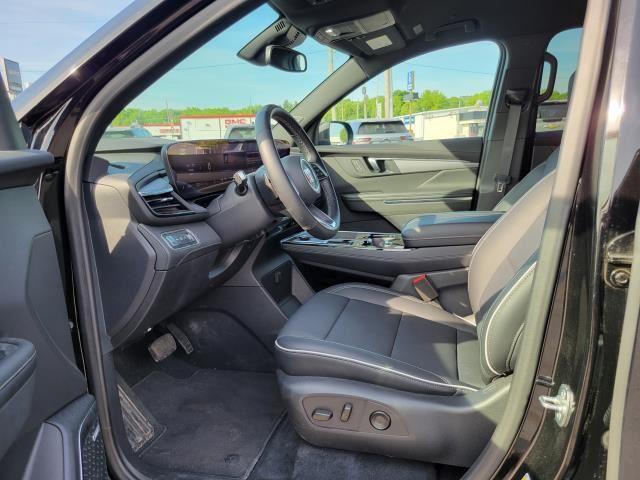 used 2025 Buick Enclave car, priced at $36,500