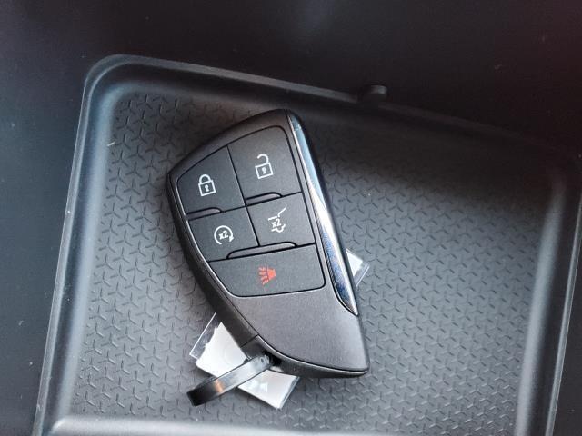 new 2026 Chevrolet Traverse car, priced at $47,933