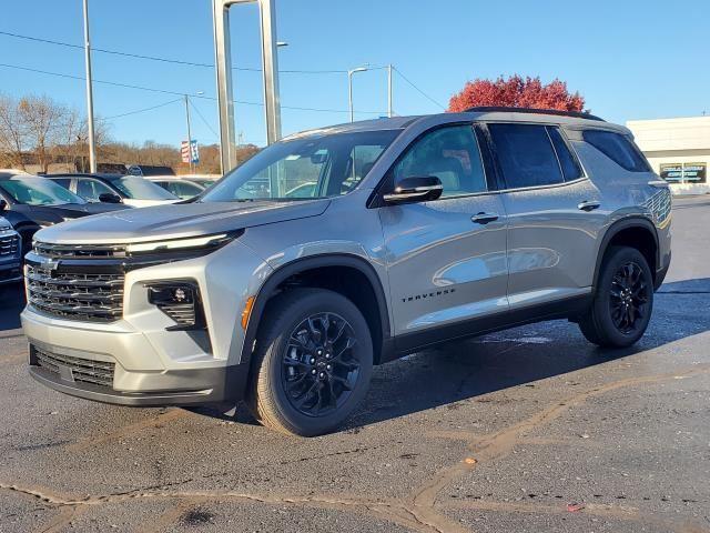 new 2026 Chevrolet Traverse car, priced at $47,933