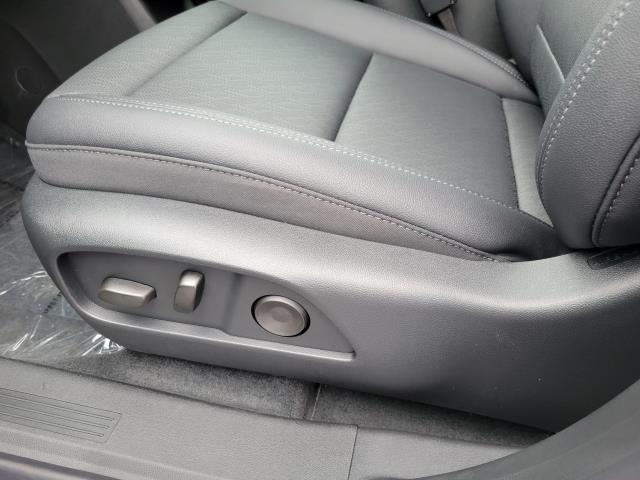 new 2026 Chevrolet Equinox car, priced at $33,495