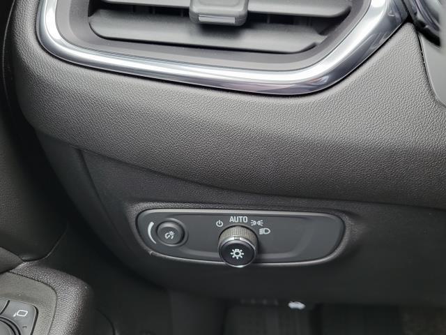 used 2024 Chevrolet Equinox car, priced at $25,300