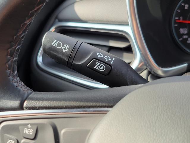 used 2024 Chevrolet Equinox car, priced at $26,500