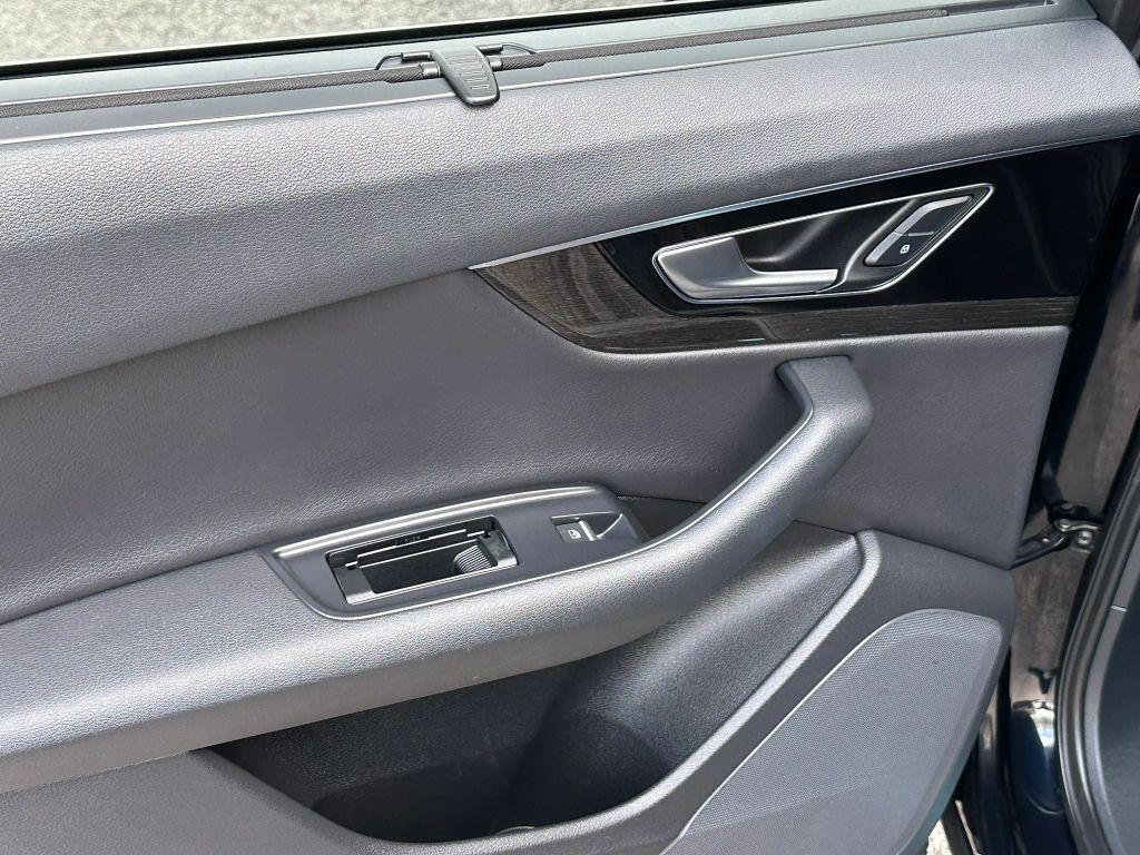 used 2017 Audi Q7 car, priced at $19,250