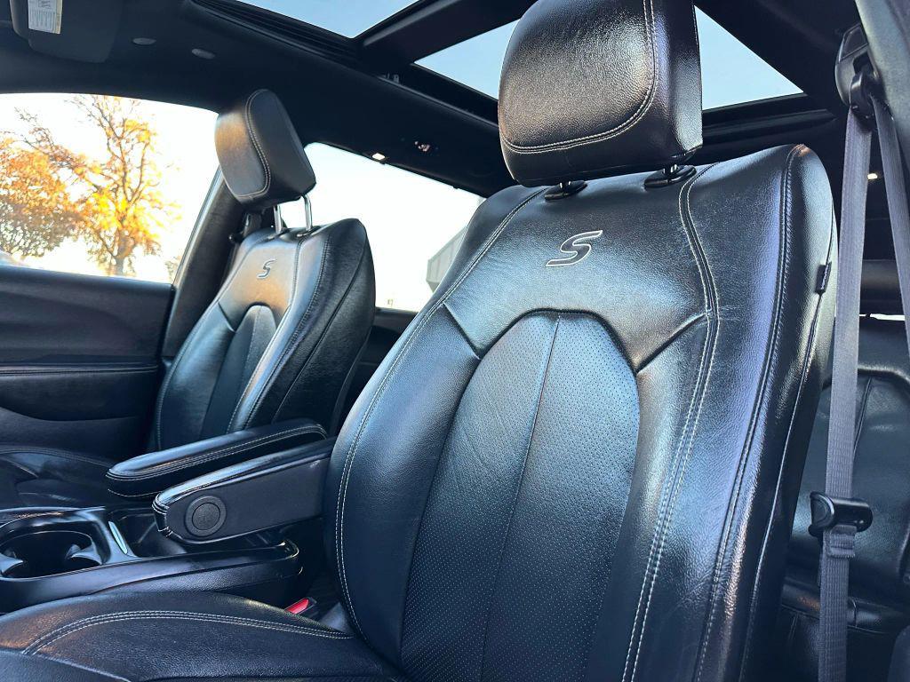 used 2020 Chrysler Pacifica car, priced at $19,995