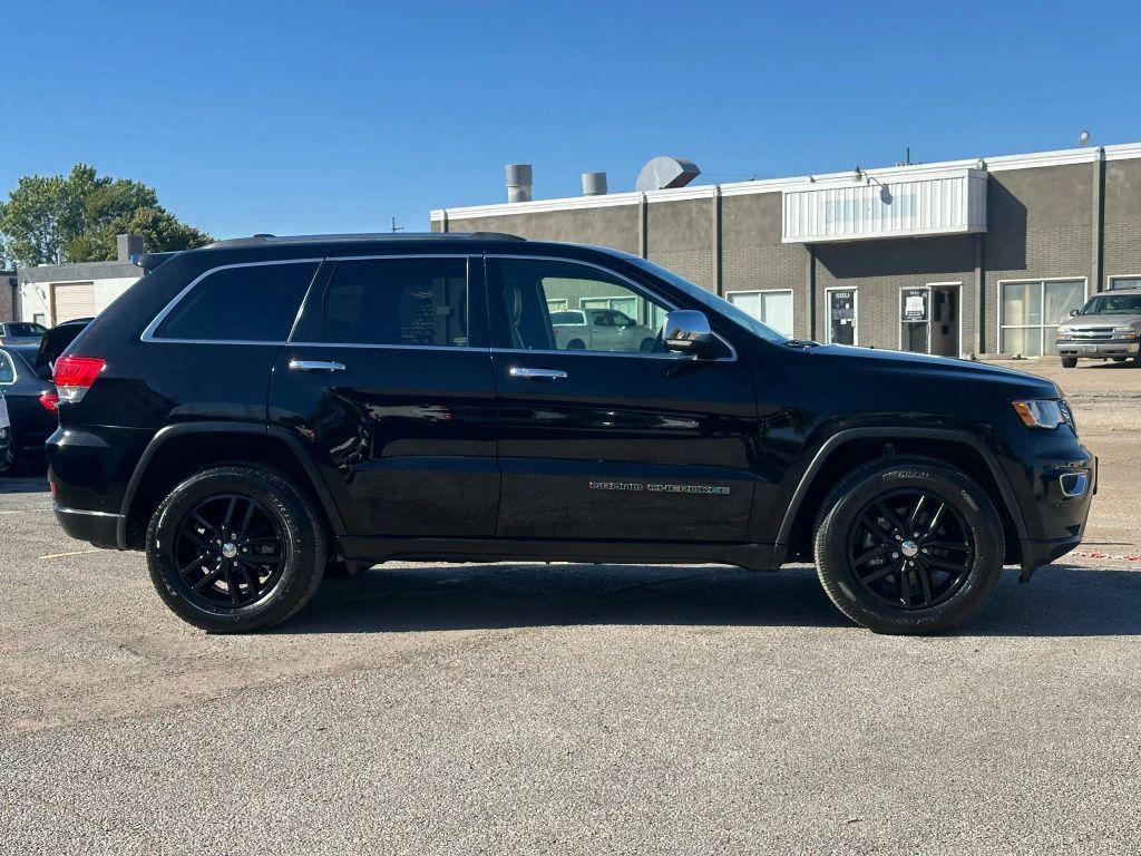 used 2018 Jeep Grand Cherokee car, priced at $15,990
