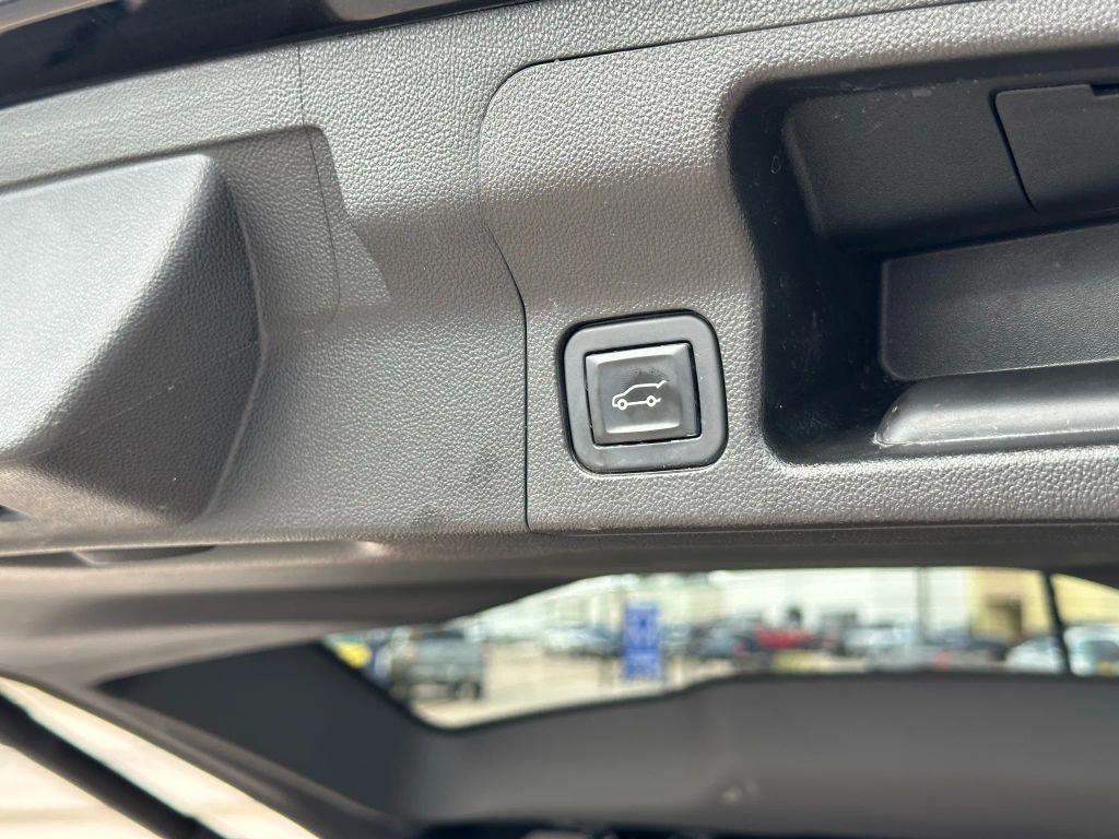 used 2019 GMC Acadia car, priced at $17,750