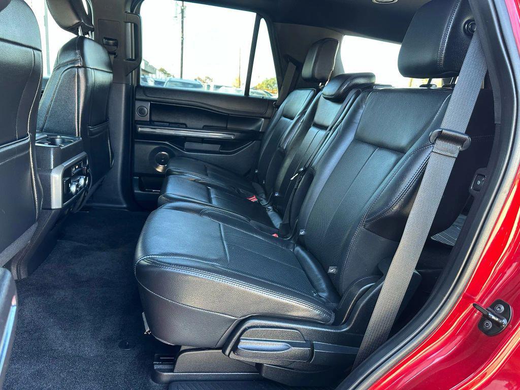 used 2018 Ford Expedition car, priced at $15,900