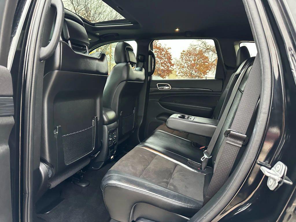 used 2020 Jeep Grand Cherokee car, priced at $17,990