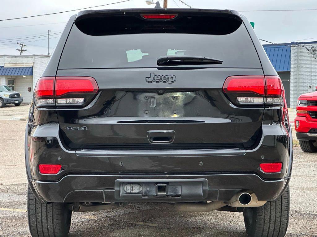 used 2020 Jeep Grand Cherokee car, priced at $17,990