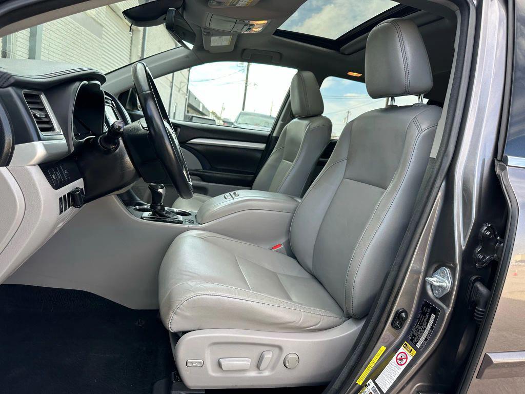 used 2017 Toyota Highlander car, priced at $18,450