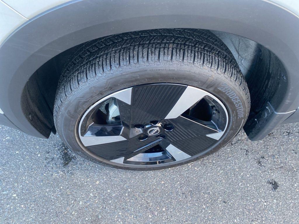 used 2025 Nissan Kicks car, priced at $23,269