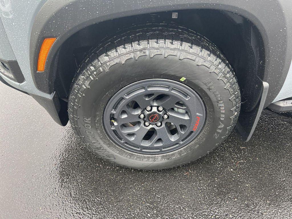 new 2026 Nissan Frontier car, priced at $40,317