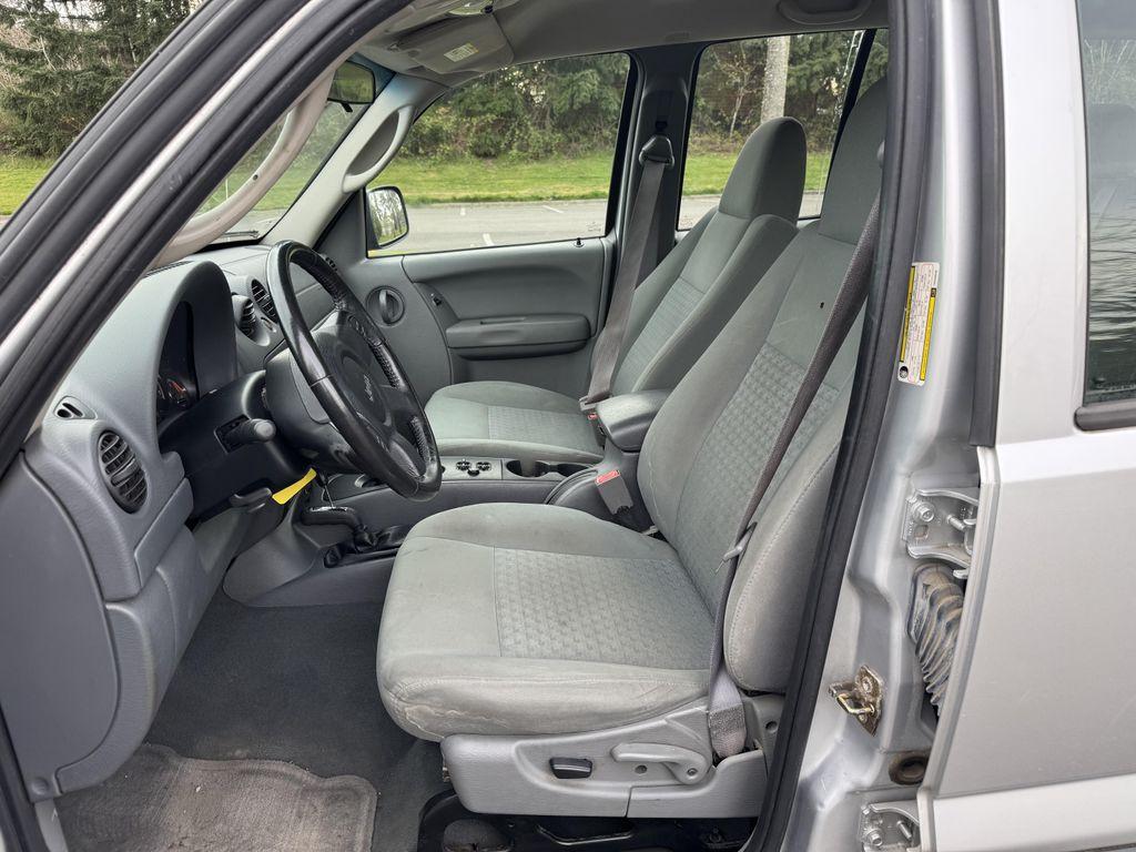 used 2007 Jeep Liberty car, priced at $2,595