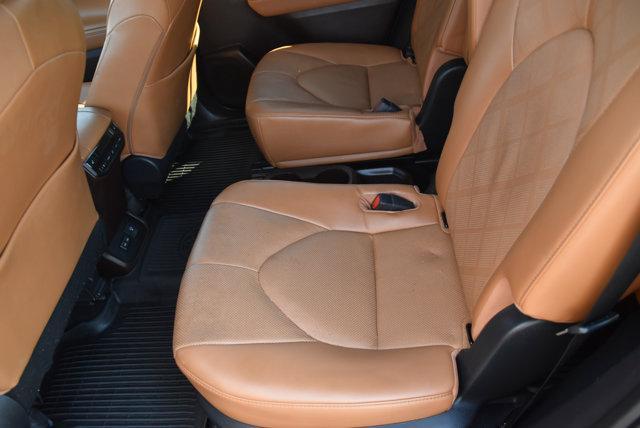 used 2022 Toyota Highlander car, priced at $35,958