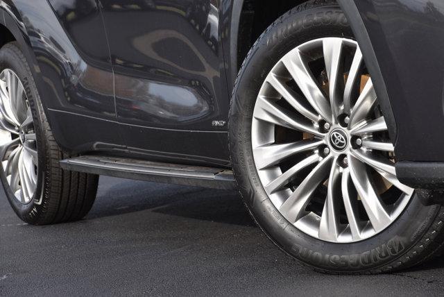 used 2023 Toyota Highlander Hybrid car, priced at $46,995