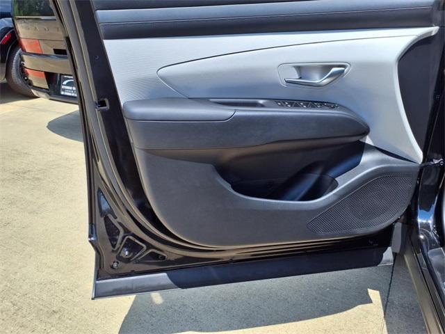 new 2025 Hyundai Tucson car, priced at $28,605