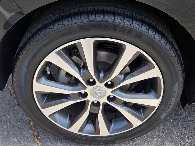 used 2020 Hyundai Elantra GT car, priced at $15,384