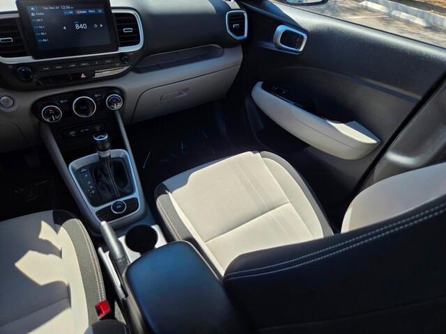 used 2025 Hyundai Venue car, priced at $18,999