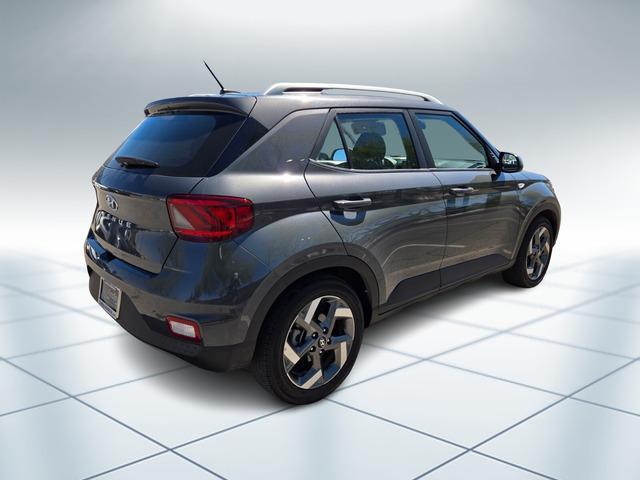 used 2025 Hyundai Venue car, priced at $18,999