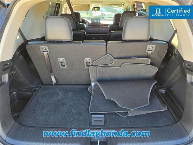 used 2025 Honda Pilot car, priced at $37,980