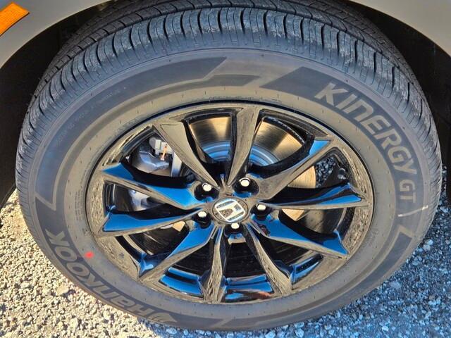 new 2026 Honda CR-V Hybrid car, priced at $38,528